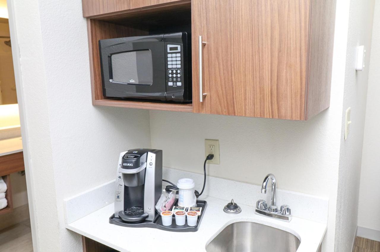 Holiday Inn Express Hotel & Suites Greenville By Ihg Esterno foto