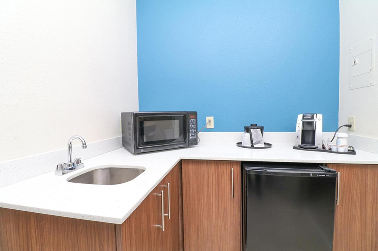 Holiday Inn Express Hotel & Suites Greenville By Ihg Esterno foto