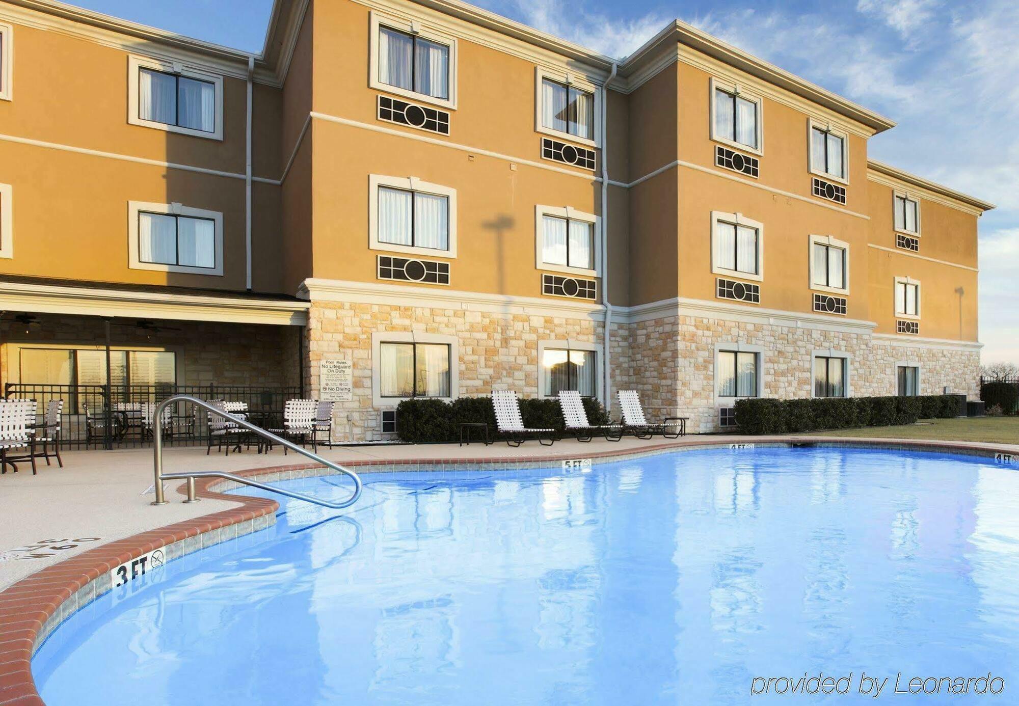 Holiday Inn Express Hotel & Suites Greenville By Ihg Esterno foto
