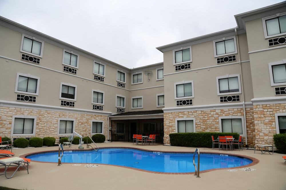Holiday Inn Express Hotel & Suites Greenville By Ihg Esterno foto